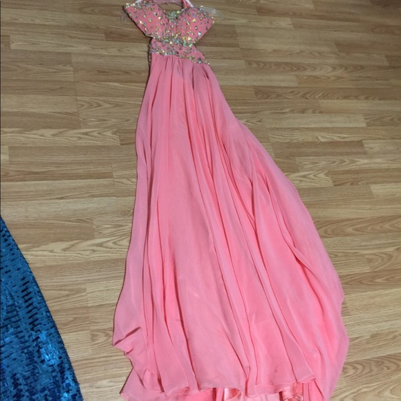 Dresses & Skirts - Prom/Formal dress